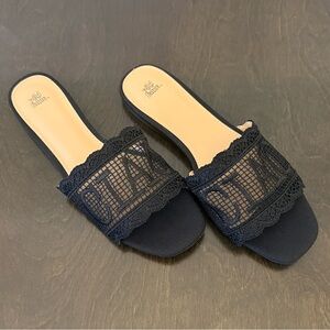 Wild Fable Black Mesh Slide Sandals